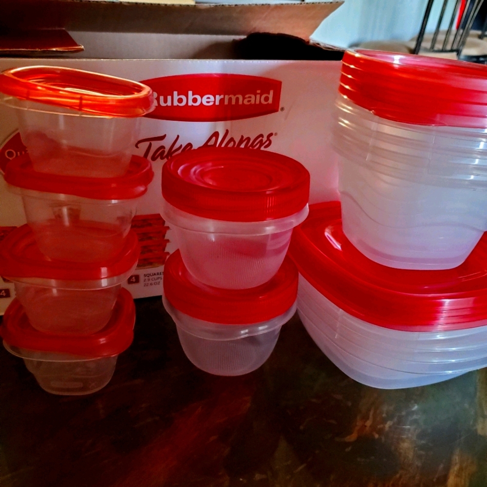 Rubbermaid 13 piece set